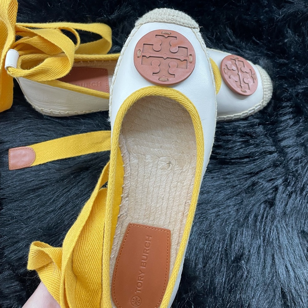 Tory burch ballet flats